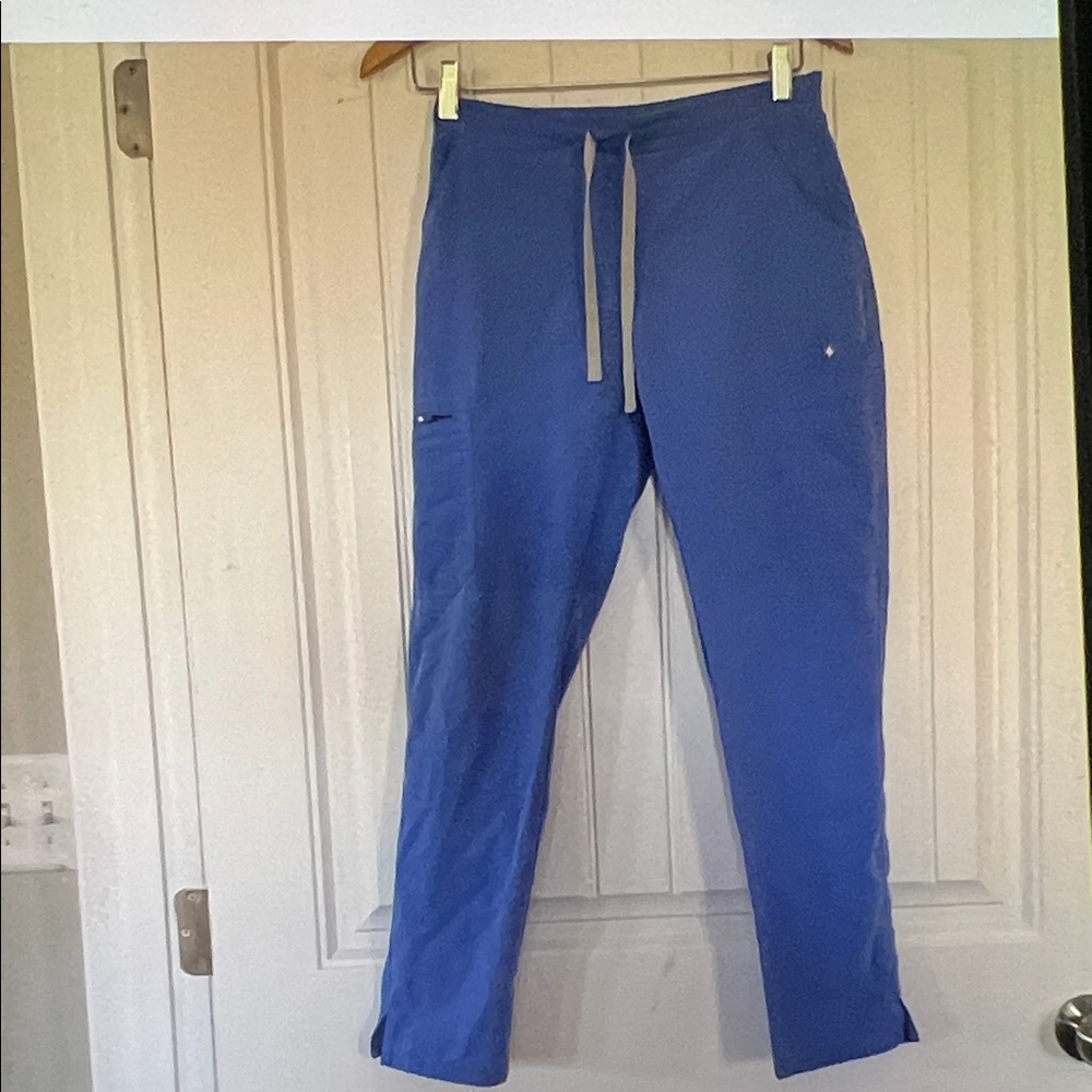 Figs Yolo technical collection scrub pants XS